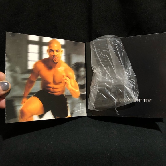 BEACHBODY INSANITY 60 DAY TOTAL BODY RECONDITIONING PROGRAM DVD SET - Picture 4 of 16